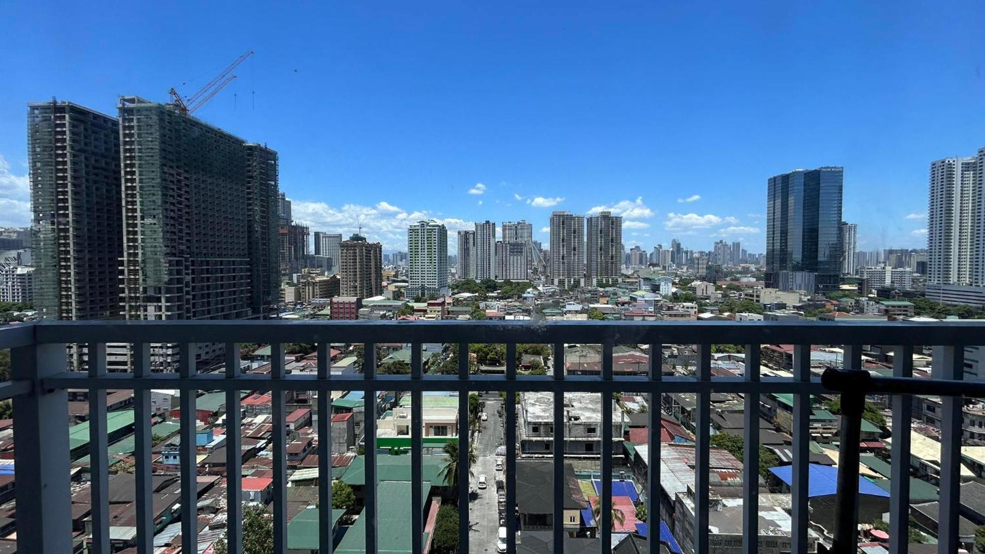 Smdc Breeze Residences By Dominga Manila Zewnętrze zdjęcie